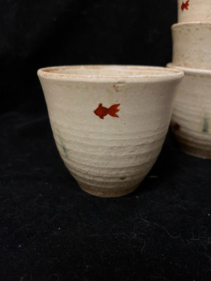日本平安橘吉小金魚畫片粗陶主人杯茶杯一組 全品無瑕