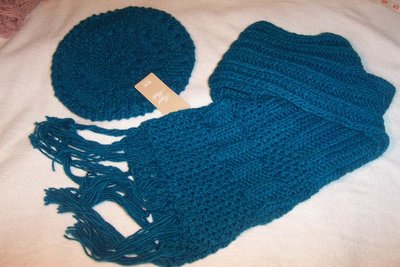 寒冬來了 Mango MNG 保暖圍巾 畫家帽 可整套 可單購 藏藍色 粉藕粉 軍墨綠色可選 整套 241元起 全新