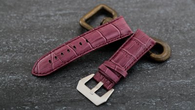 沛納海的新衣,葡萄紫高質感24mm收22mm可替代panerai原廠錶帶之鱷魚皮紋真牛皮錶帶