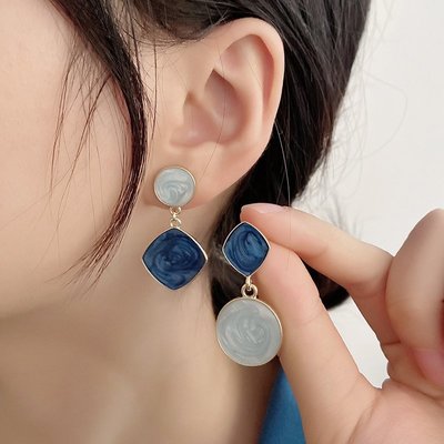 秋冬耳環女純銀耳釘網紅韓國氣質高級感法式設計感不對稱耳飾爆款