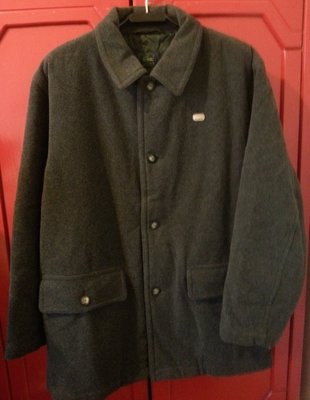 【LACOSTE】鐵灰色鋪棉大衣外套 52號