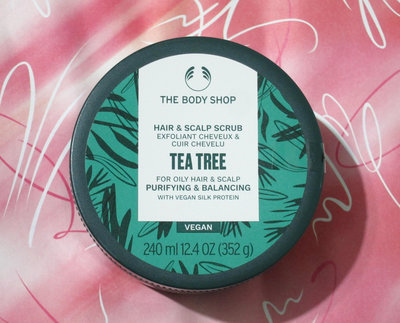 【缺貨中】【全新正品】【THE BODY SHOP美體小舖】茶樹淨化頭皮去角質洗髮霜240ml