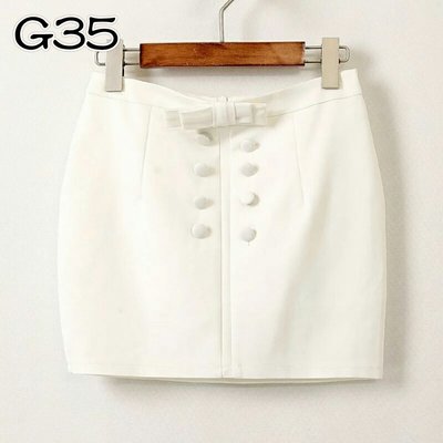 G35 白色M碼 蝴蝶結雙排扣 背拉鍊包臀短裙 後面有拉鍊