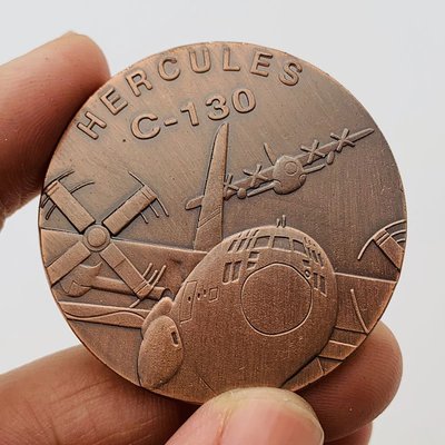 特價！美國C-130大力神運輸飛機鍍紅古銅紀念章 空軍戰斗機硬幣紀念幣