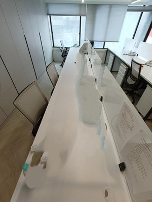 桃園國際二手貨中心-----9成新 4人坐 OTTO工作站 辦公桌 工作桌（560×70高75公分）