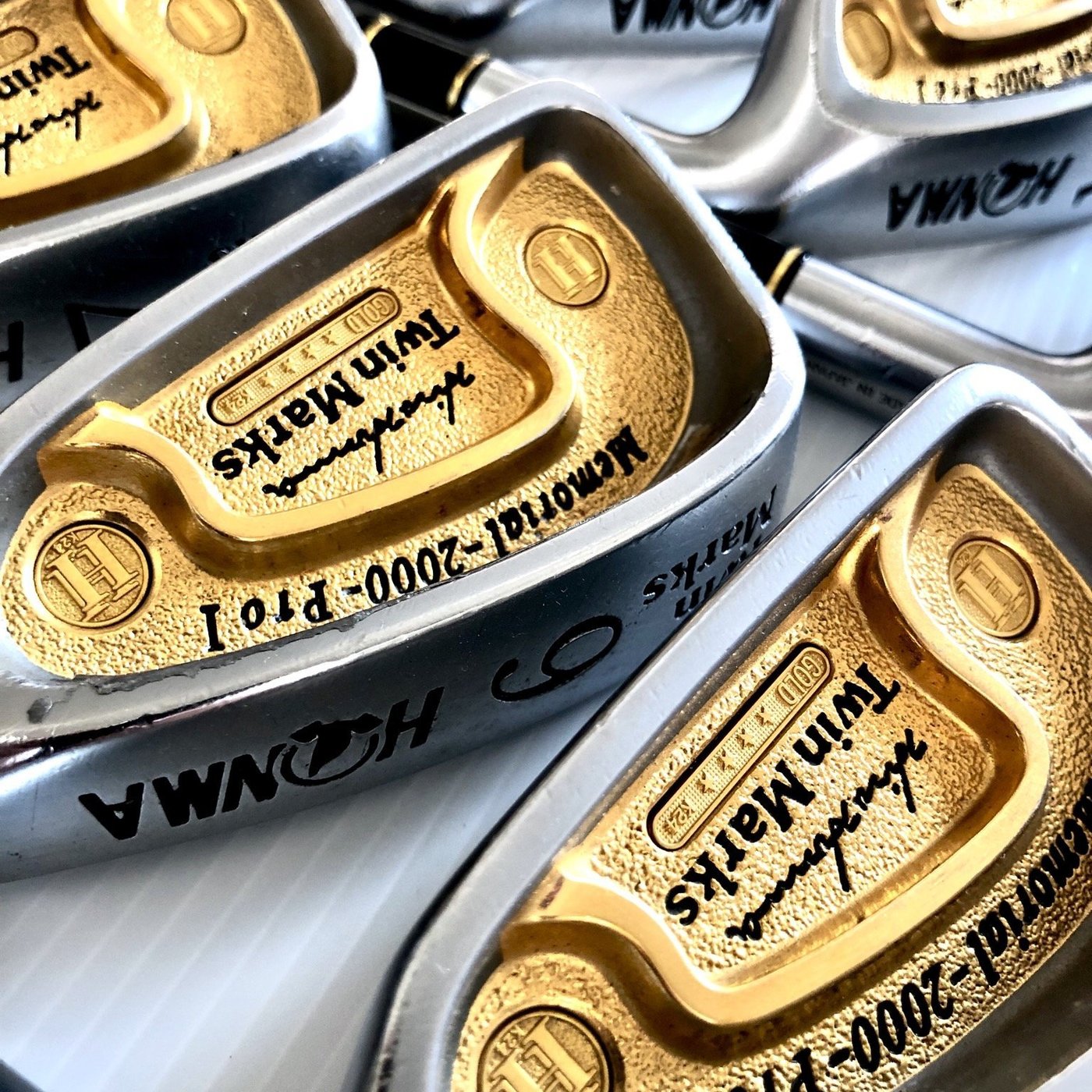 阿水の 24K雙金HONMA BERES Twin Marks 2000 Pro α 8本組| Yahoo奇摩拍賣