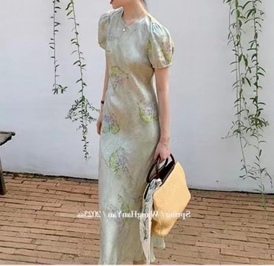 新中式改良旗袍設計師款女裝小眾法式高端精致綠色碎花連衣裙夏季