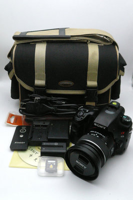 *單眼、中階*   SONY A65 + DT 18-55mm SAM 鏡頭 + 相機包及附件 - 公司貨 -
