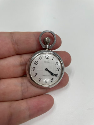 日本精工seiko機械懷錶走時準確上勁就走非常小巧精美