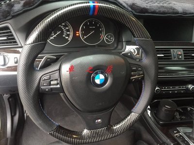 (車之房) BMW F10 碳纖維方向盤 3色縫線 M-TECH (僅賣圖片骨架)不含氣囊 周邊配件
