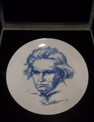 @寶瓏閣@ 德國 Meissen 麥森瓷器 ~ 貝多芬/藍釉 立式掛盤,絕版珍品,超值典藏 !!!