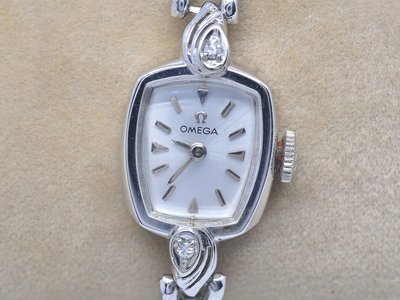 《寶萊精品》Omega 歐米茄銀白方梯型手環式女錶