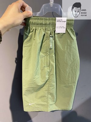 【AND.】NIKE SOLO SWOOSH 綠色 運動 拉鍊口袋 短褲 男款 DX0750-386