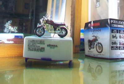 YAMAHA SR 400 機車 盒玩 摩托車 模型 收藏
