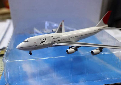 眾信優品 外貿1400合金飛機模型 波音747-400 JA8085 日本JAL航空客機擺件FJ613