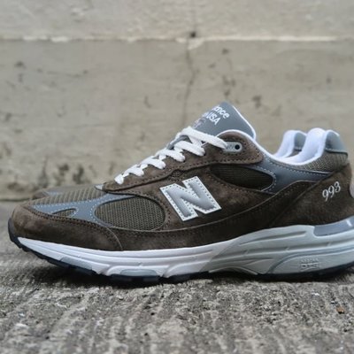 日貨代購CITY】New Balance MR993MG 993 美國製復古跑鞋軍綠限時特價