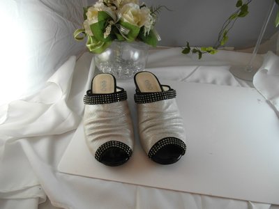 浪漫滿屋 專櫃品牌ee9女鞋........(7)
