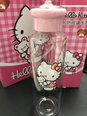 只剩一個，正版三麗鷗授權台灣限定超可愛Hello Kitty耐熱玻璃水瓶 (500ml)