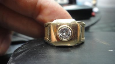 k金 750 18k gold 二手 回收 寄賣 金飾 k金戒 k金戒指 k金戒子 鑽石寬版戒指 11.42g 鑽石約0