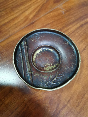 日本斑紫銅的創始人本間琢齋制作斑紫銅杯墊直徑10.5cm