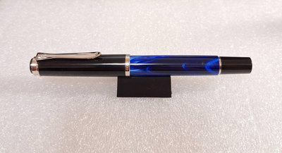 【近新美筆】PELIKAN 百利金 M205 藍色大理石筆桿 / 全鋼 EF尖 (95%新) / 活塞上水系統 德國製 經典好筆 見好就收