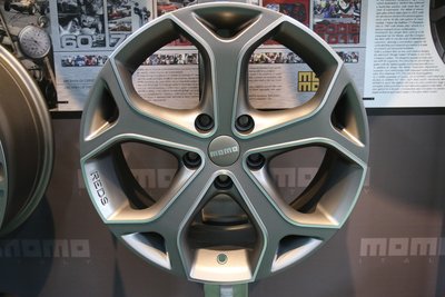 超級輪胎王~全新MOMO鋁圈~RS07~17吋~5X112~8J~[直購價5000]