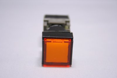 日本 富士電機 小 正方形 橘色 照光 按鈕 按鍵 開關 帶燈按鍵 AH165-SLO E3 FUJI LED 16MM