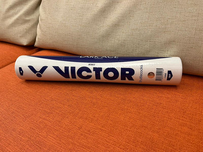 VICTOR勝利羽毛球/羽球LARK ACE雲雀級(型號B-18ACE)一桶12入   399元--可超商取貨付款