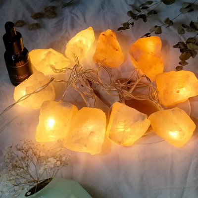 喜馬拉雅玫瑰鹽燈批發電池串鹽晶氣氛燈LED玫瑰鹽小夜燈串