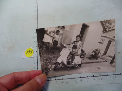 偉士牌,老機車 摩托車 古董黑白,照片,相片
