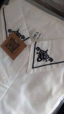 全新白色領子繡花造型休閒長袖襯衫(5-2)