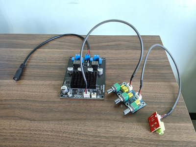 二手 D類 TPA3250功放板一塊 + 調音量和高低音的電位器板 (整體功能類似擴大機)