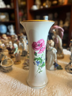 【二手】德國Meissen梅森雙面手繪敞口大花瓶。一面是飄逸的罌粟花 回流 瓷器 歐洲 【古物流香】-279