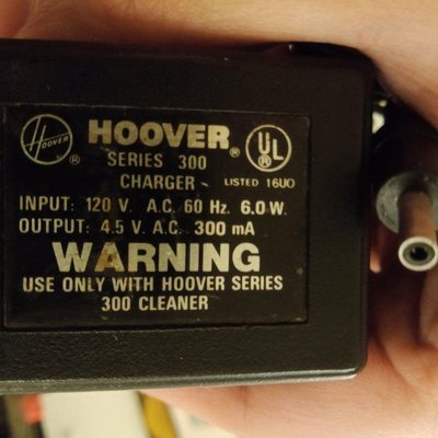 阿雪電源線，Hoover series 300 charger，4.5V A. C. 300mA，變壓器，充電器，電源供應器，電源轉換器，轉接器，適配器