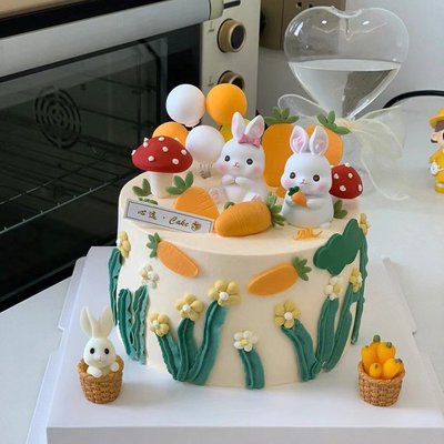 蛋糕擺件/插件 小兔子蛋糕装饰 可爱胡萝卜小兔花朵蘑菇箩筐生日蛋糕摆件插件~清倉