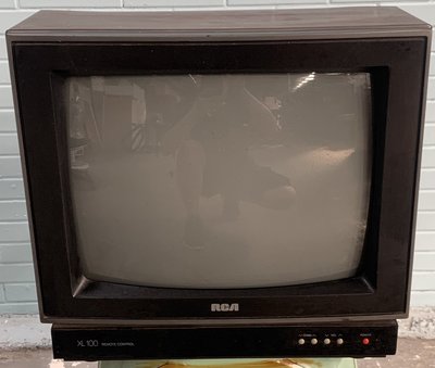 A3112 [家之家二手家具]  古早電視機  古早味擺設 懷舊風格 古物 老件 收藏