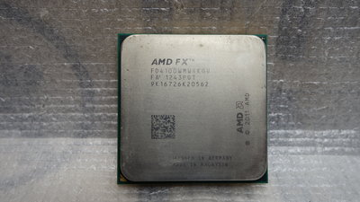 AMD FX 4100 ,,3.7GHz / 4核心 ,, AM3+腳位 ,,無散熱風扇