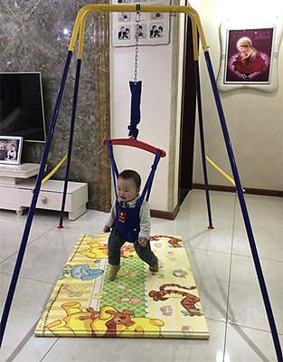 嬰幼室內感統早教玩具寶寶彈跳健身架彈跳椅嬰兒跳跳椅哄娃神器