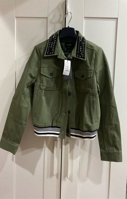 10/23限定價😁全新含吊牌_S號 Le Polka 軍綠色帥氣夾克型外套（原價2780）