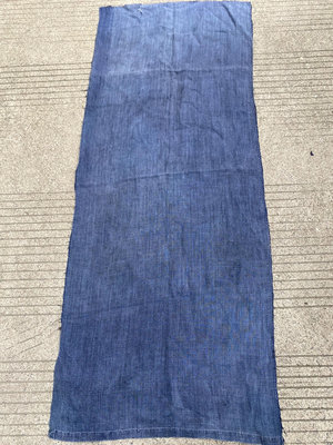 【二手】民國苧麻布染藍色布料1片，這片布料密實手感略硬，寬62，長度585【木清院】古玩 收藏 古董