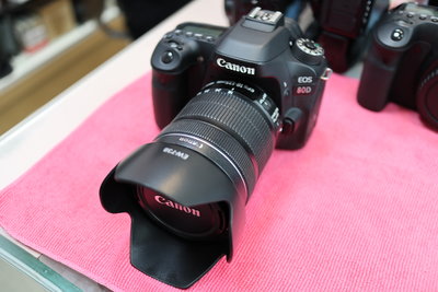 Canon EOS 80D +EFS 18-135mm STM 盒單配件齊全