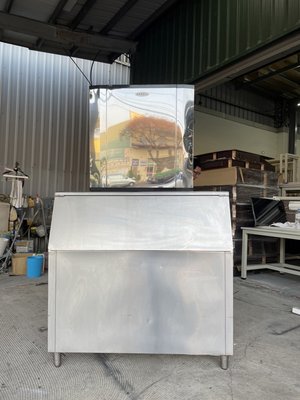 [年強二手傢俱] 安威爾製冰機900磅 AM-902W(L) 月形冰 水冷 電器保固3個月 30302754
