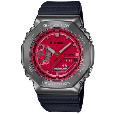 【CASIO G-SHOCK】(公司貨) GM-2100B-4A 八角形的金屬錶殼搭原創經典設計，呈現出時尚、亮眼且大膽