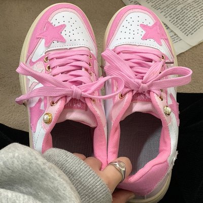 2023年春季新款粉色星星厚底小白鞋ins少女甜美街拍休閒滑板鞋子