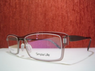 吉新益眼鏡公司 Simple Life 簡約時尚NXT 超越 ic RAY 無螺絲設計鏡腳鈦金屬 SL-812-C4
