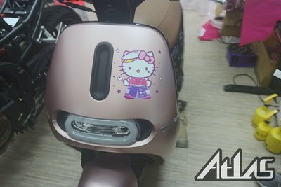 【擎天國際】 GOGORO Kitty 客製 彩繪 痛車 保護貼 痛車 改色膜 卡夢 3M 艾利 作品展示