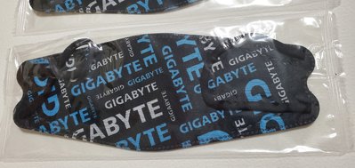 單片包 3D立體 GIGABYTE 特製口罩，一包45元 (剩一包)