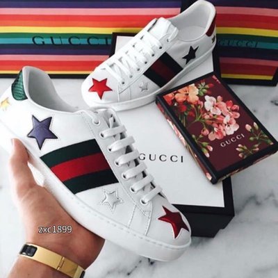 日本代購GUCCI ACE系列 star-detail 星星鞋 綠紅織帶 小白鞋454562