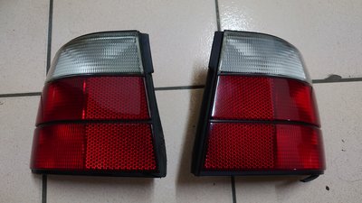 BMW E34 原廠 後期 HELLA 紅白 外尾燈組