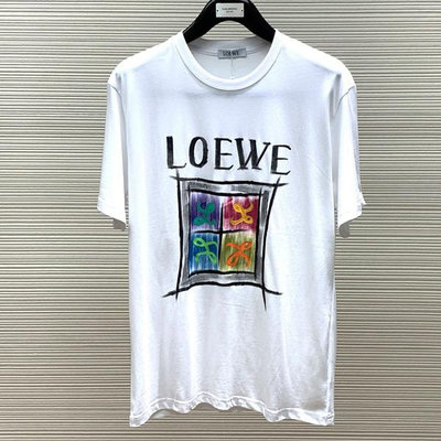 『名品站』Loewe休閒短袖T恤 英倫風型男圓領T恤 原單大牌 專櫃精品高質感頂級印花工藝LOGO圖案Tee46AT427